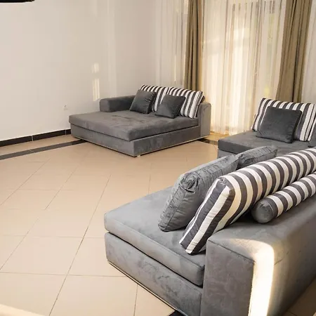 Marmaris Private Villa-villa Lufu -2- * מוגלה