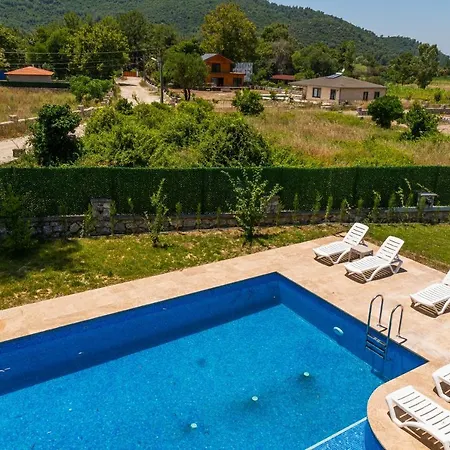 Marmaris Private Villa-villa Lufu -2- וילה מוגלה