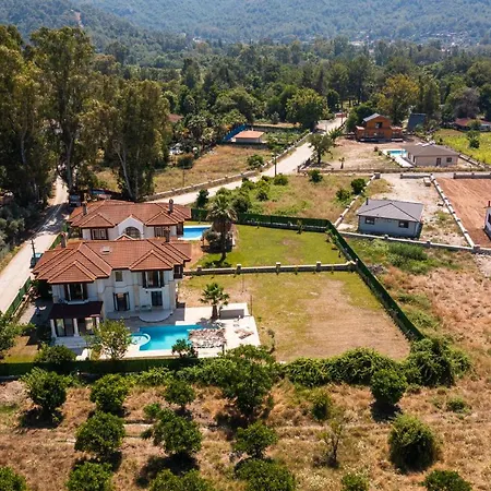 Marmaris Private Villa-villa Lufu -2- וילה *